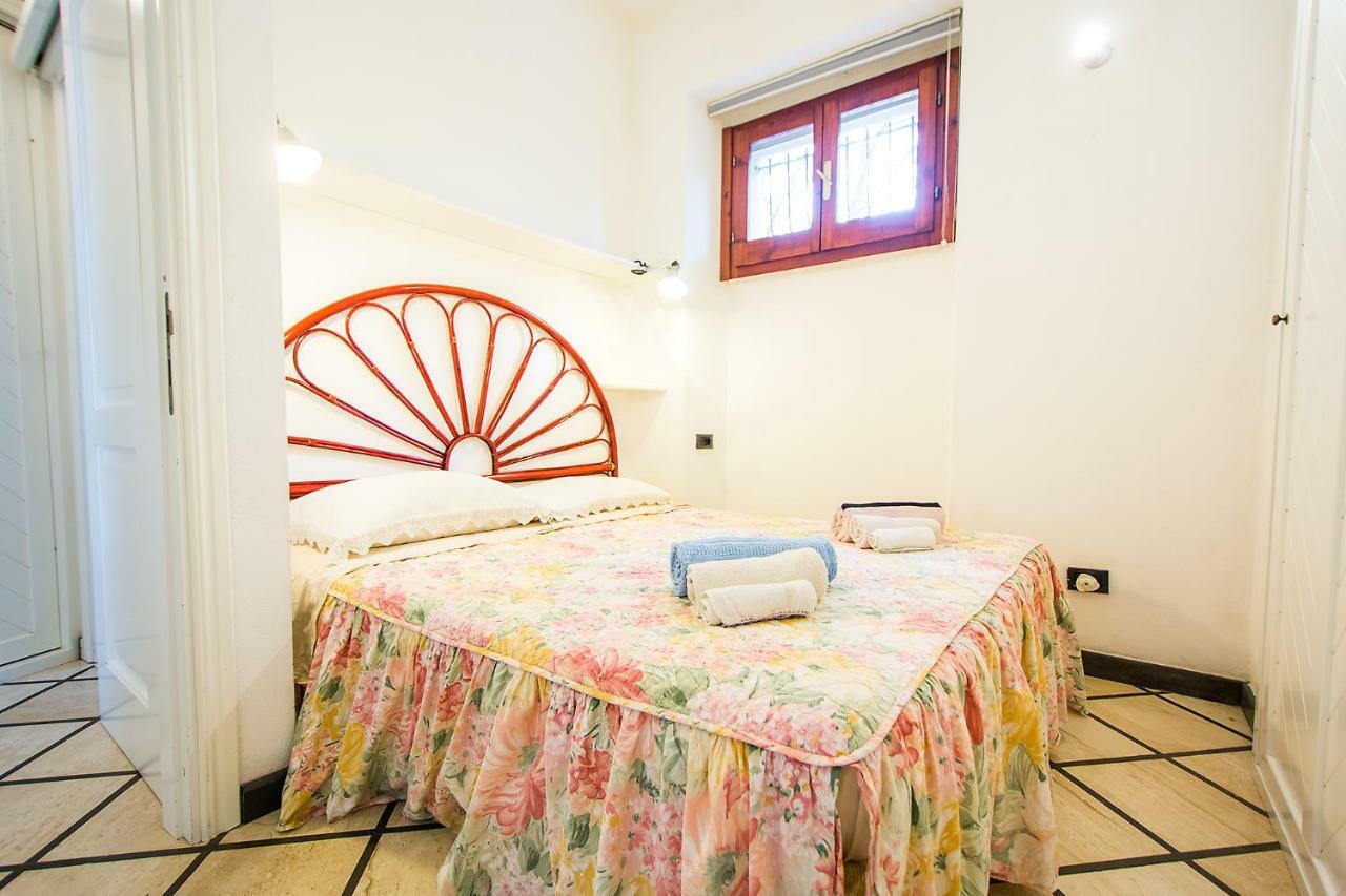 Casa Vacanze Rosa Maria Villa Orosei Esterno foto